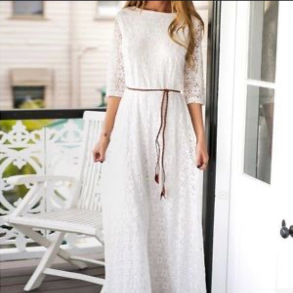 Elegant White Lace Maxi Dress